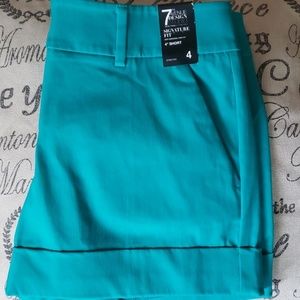 New New York & Company shorts